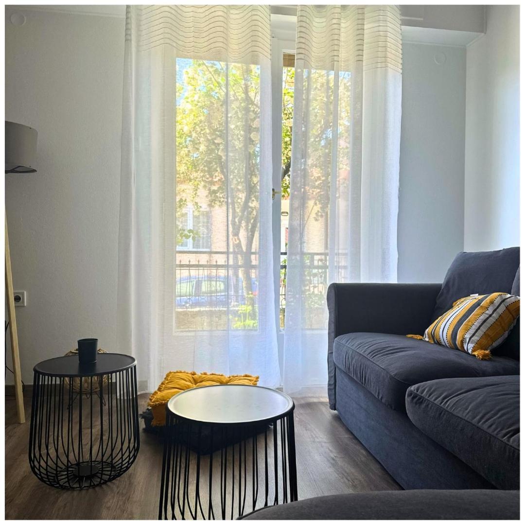 Memories Apartments Μονοκατοικία Στο Καρπενήσι Экстерьер фото